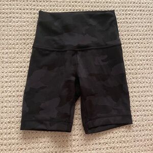 Lululemon Align High Rise Short 4” Size 0
